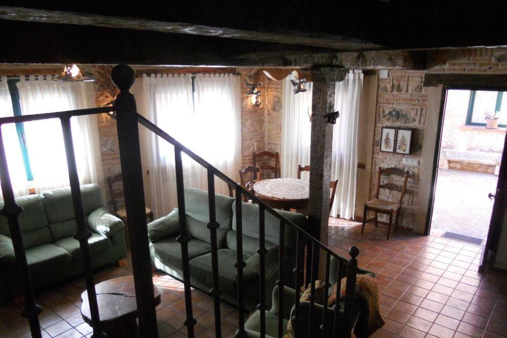 Las Casas De Yaguee, Ayllon Santa Maria de Riaza Exterior photo